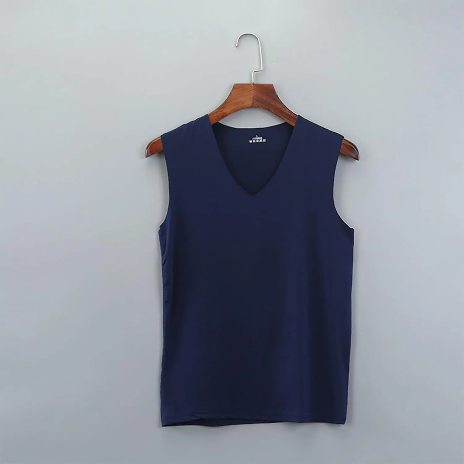 Men's Summer Tank Top Ice Silk Traceless Thin Breathable V-Neck Sleeveless Top