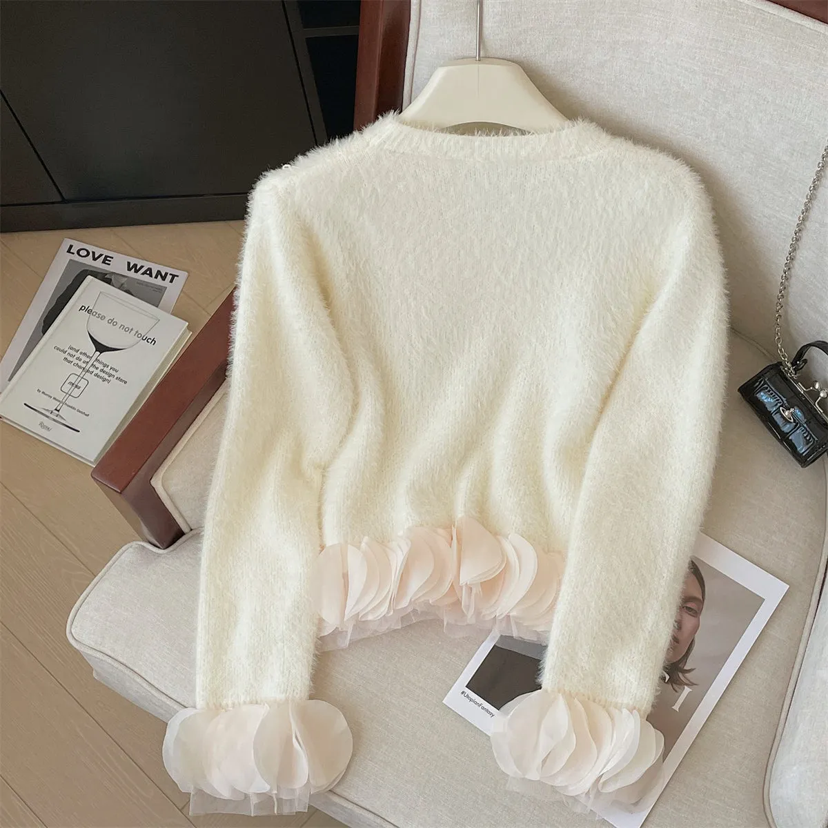 Niche Flared Sleeve Soft Sweater