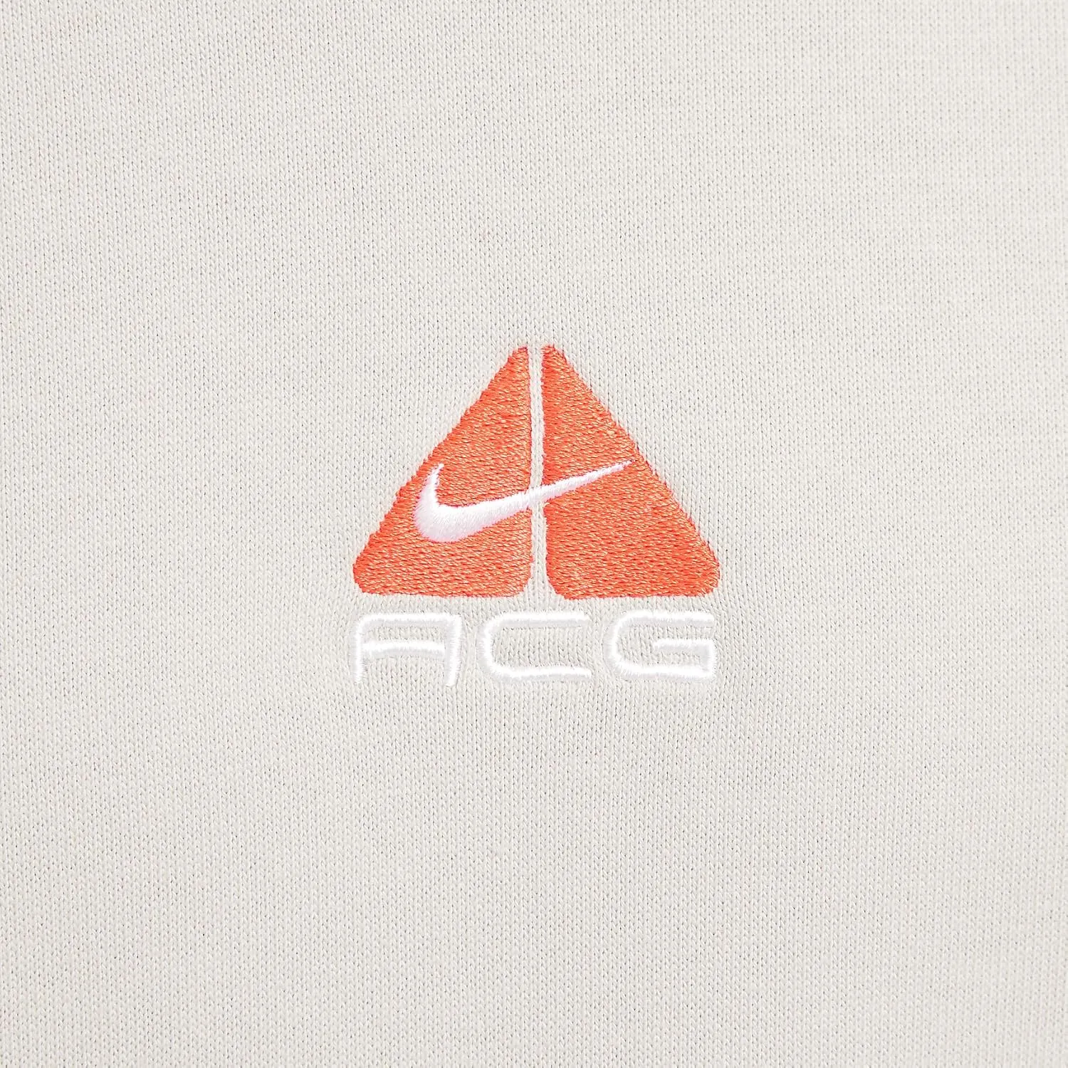 Nike ACG Therma-FIT Fleece Pullover Hoodie (DH3087-104, Light Orewood Brown/Hyper Crimson/Light Orewood Brown)